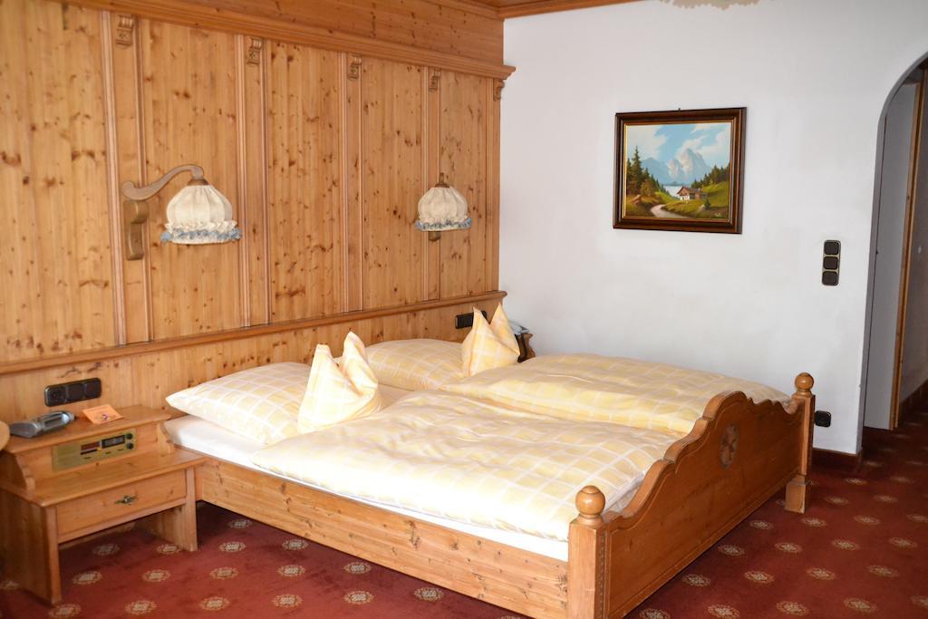 Hotel Gasthof Adler Оберстдорф Номер фото